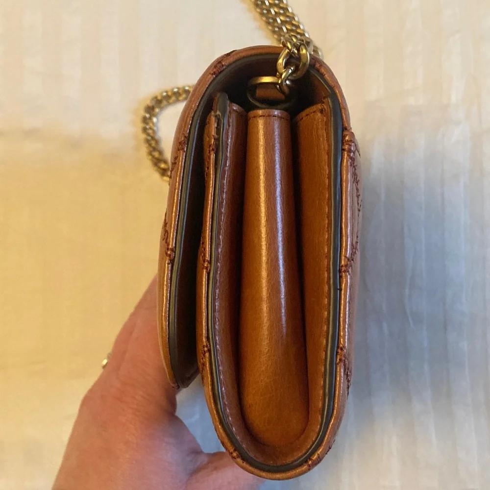 Tory Burch tory burch
